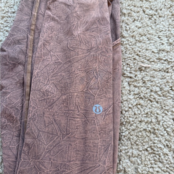 lululemon athletica Brown Patterned Leggings - Picture 6 of 6